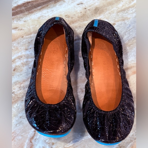Women’s TIEKS obsidian black flats- Size 10 - Picture 3 of 10